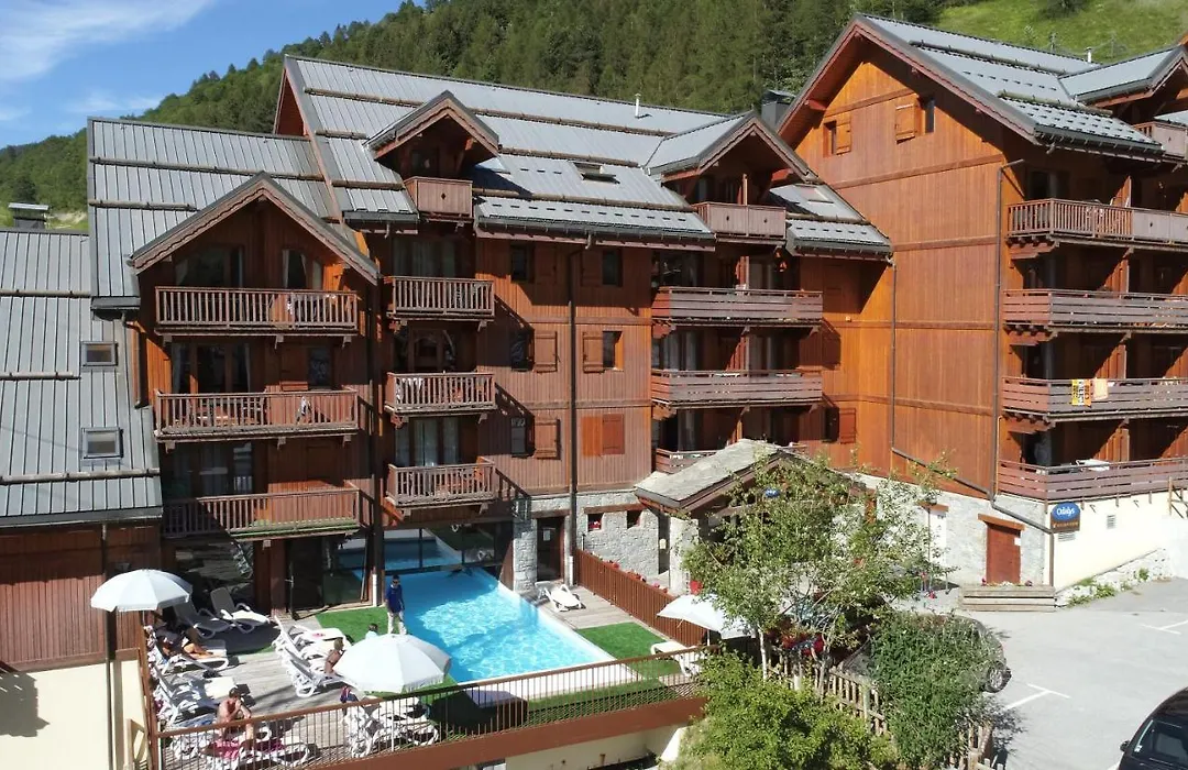 Résidence Odalys Le Hameau et les Chalets de la Vallée d'Or-1