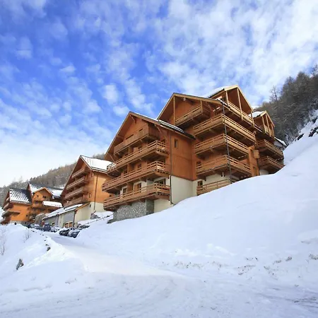Résidence Odalys Le Hameau et les Chalets de la Vallée d'Or-3
