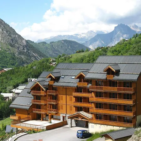 Résidence Odalys Le Hameau et les Chalets de la Vallée d'Or-2